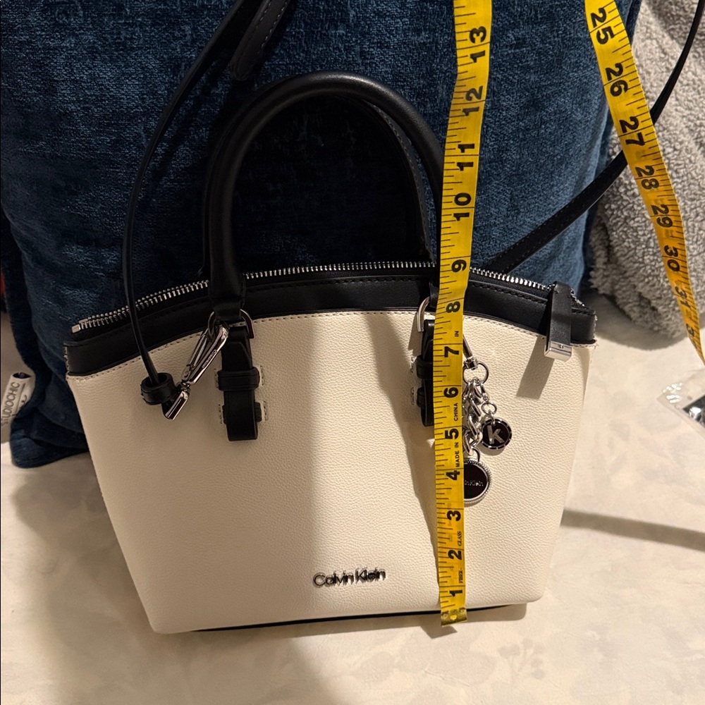 Calvin Klein Black and Cream Satchel - Picture 10 of 10